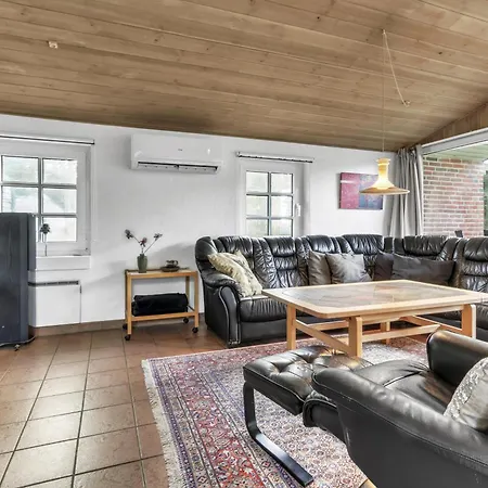 I Vejlby Klit Med God Sauna Sj315 Harboør